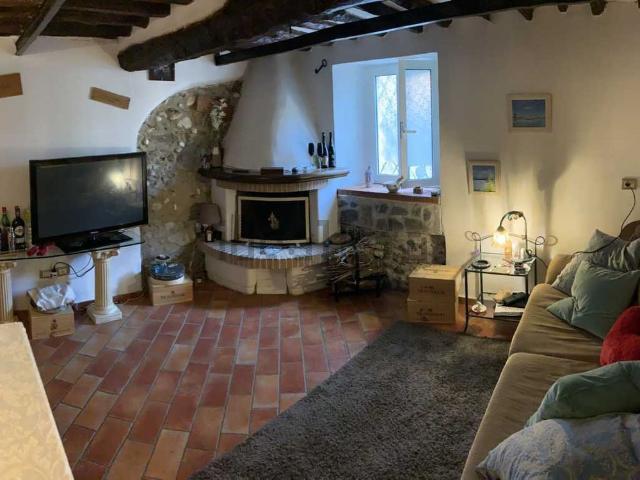 Casa in vendita a Cervara, Marina Di Massa