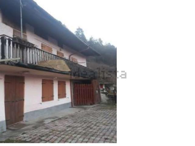 Casa in vendita a Arsiè, Veneto
