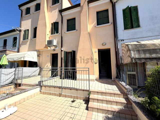 Casa in vendita a Porto Viro, Veneto