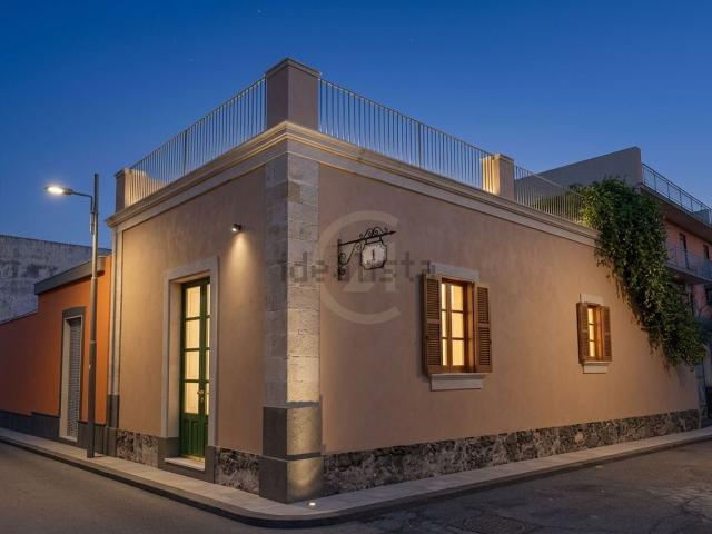Casa in vendita a Riposto, Sicilia