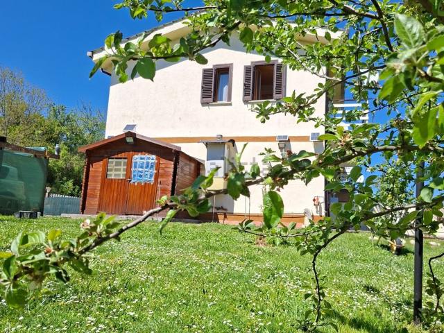 Casa in vendita a Pratarione, Lazio