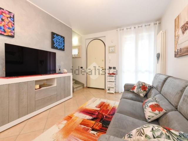 Casa in vendita a Desenzano Del Garda, Lombardia