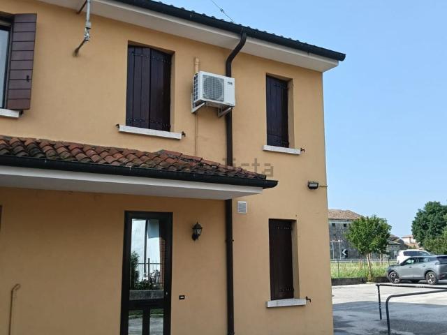 Casa in vendita a Borgo Dolomiti, Adria
