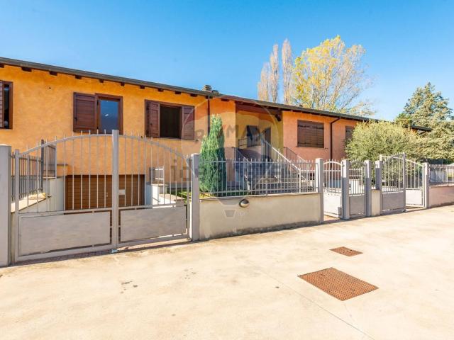 Casa in vendita a Oricola, Abruzzo