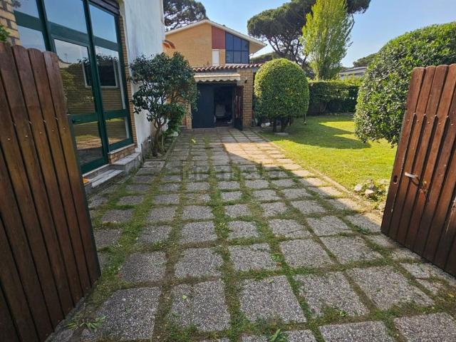 Casa in vendita a Lido di Enea, Terracina