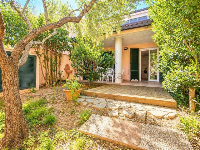 Casa in vendita a Campo nell'Elba, La Pila