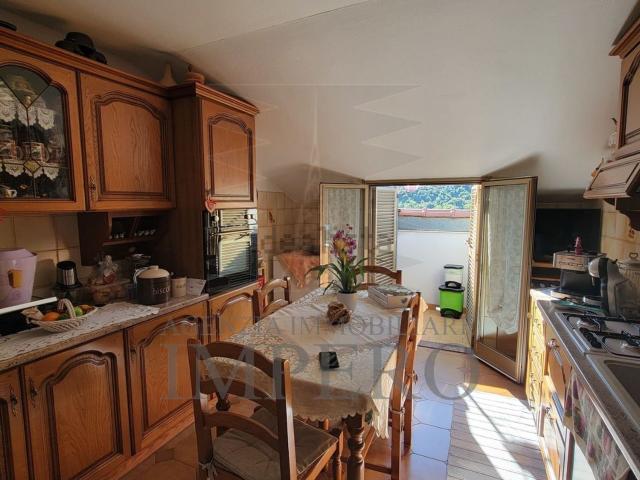 Casa in vendita a Ventimiglia, Liguria