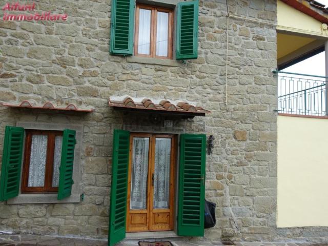 Casa in vendita a Castel San Niccolò, Toscana