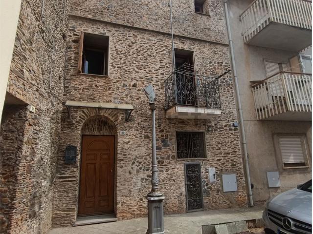 Casa in vendita a Calabria, Catanzaro