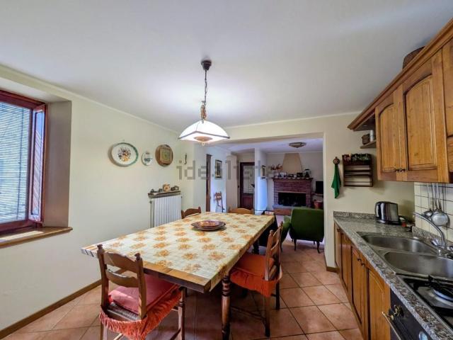 Casa in vendita a Unione dei comuni Media Valle del Serchio, Coreglia Antelminelli