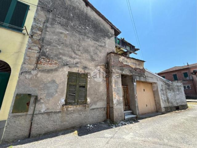 Casa in vendita a Piemonte, Alessandria