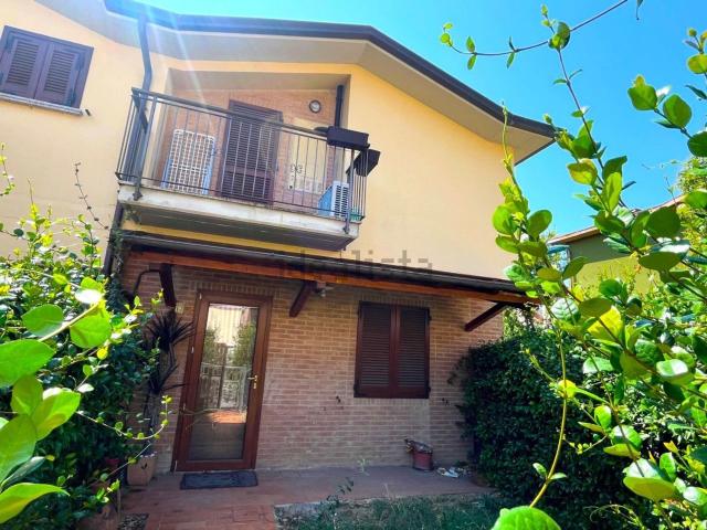 Casa in vendita a Ponte San Giovanni, Cenerente