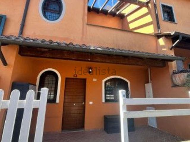 Casa in vendita a Nepi, Lazio