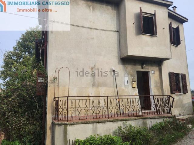 Casa in vendita a Corvino San Quirico, Lombardia