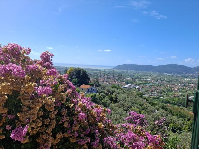 Casa in vendita a Cerreta, Castelnuovo Magra