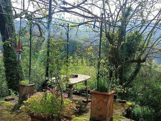 Casa in vendita a Ceserano, Fivizzano