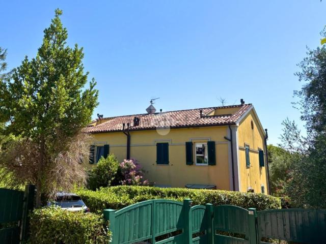 Casa in vendita a Marche, Ancona