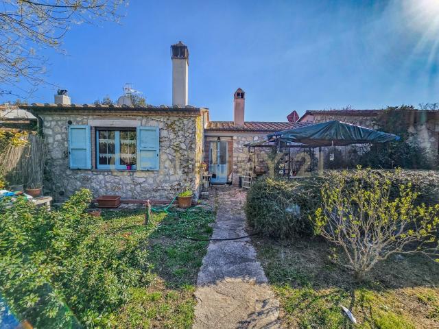 Casa in vendita a Unione dei Comuni Montani Amiata Grossetana, Semproniano