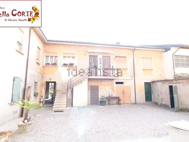 Casa in vendita a Cento, Ferrara
