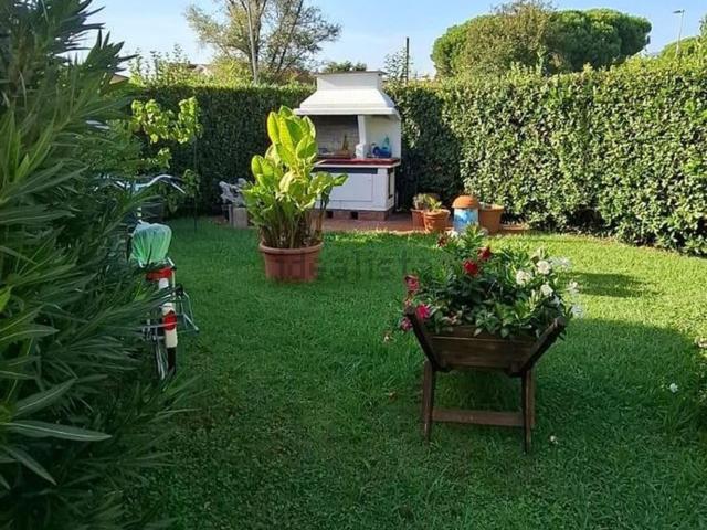 Casa in vendita a Rinchiostra, Marina Di Massa