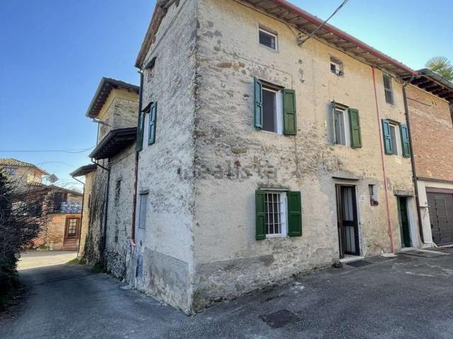 Casa in vendita a Neviano Degli Arduini, Reggio Emilia