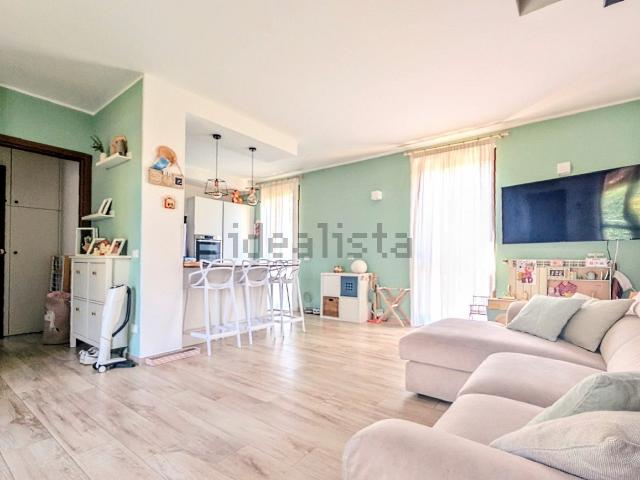 Casa in vendita a Bornasco, Lombardia
