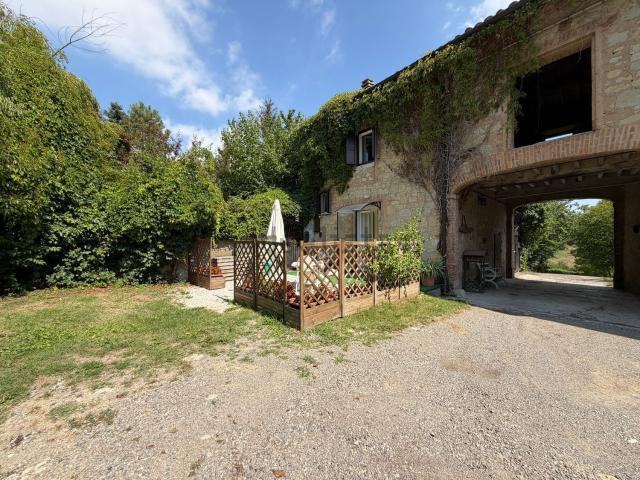 Casa in vendita a Unione di comuni Terre di Castelli, Guiglia