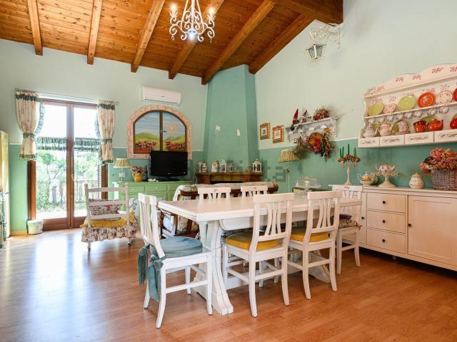 Casa in vendita a Guidonia Montecelio, Roma Capitale