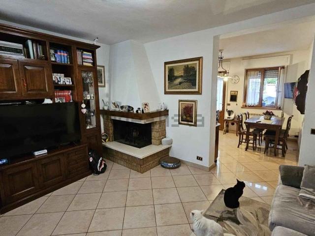 Casa in vendita a Torre del Lago Puccini, Viareggio