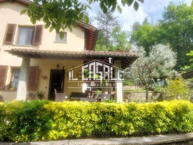 Casa in vendita a Vicchio, Toscana