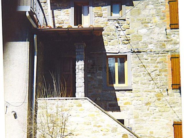 Casa in vendita a Chitignano, Arezzo