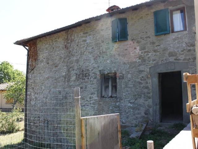 Casa in vendita a Montemignaio, Toscana