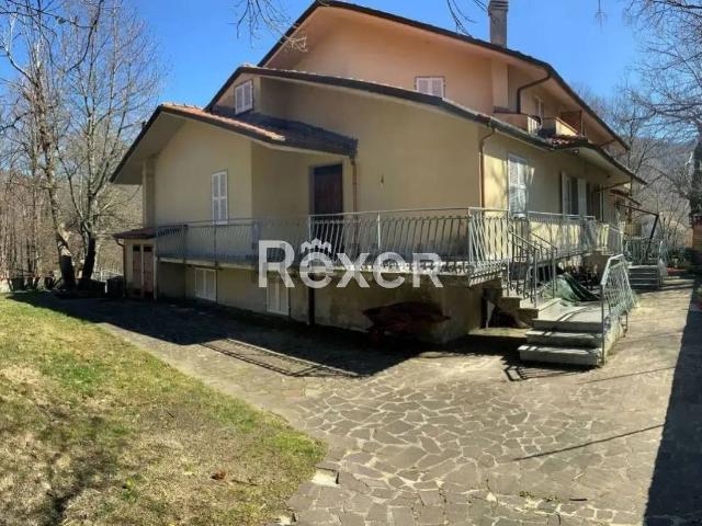 Casa in vendita a Comano