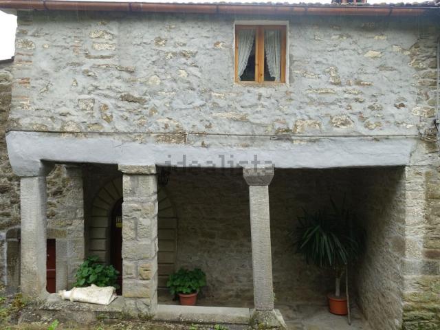 Casa in vendita a Castel San Niccolò, Toscana
