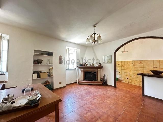 Casa in vendita a Trassilico, Gallicano
