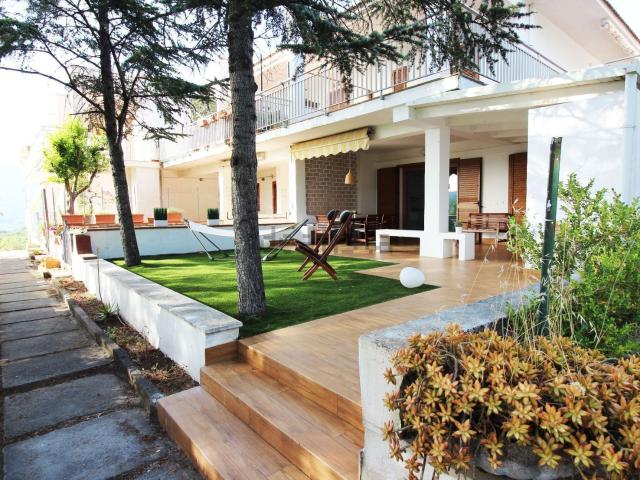 Casa in vendita a Centola, Campania