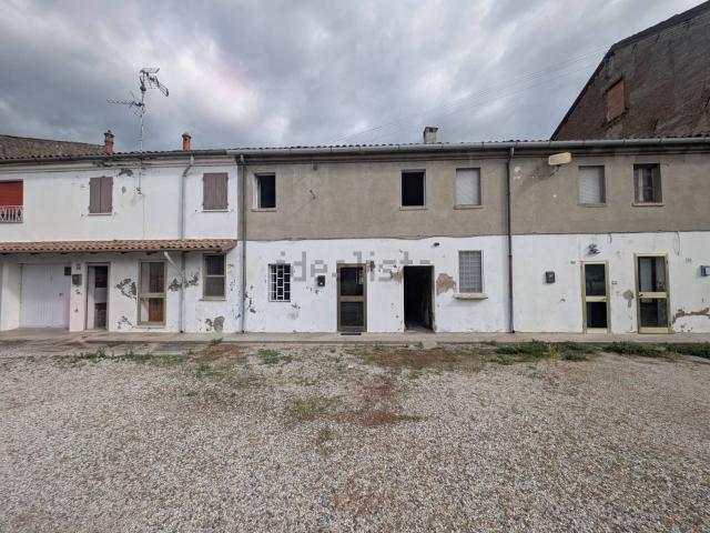 Casa in vendita a Masi Torello, Reggio Emilia