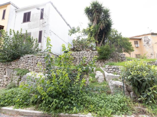 Casa in vendita a Sonnino, Lazio