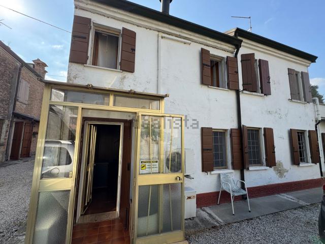 Casa in vendita a Corlo, Ferrara