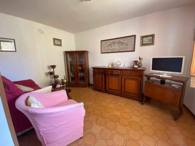 Casa in vendita a Appennino Reggiano, Re