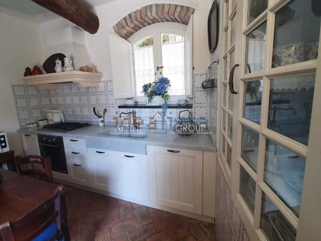 Casa in vendita a Volpigliano, Massa