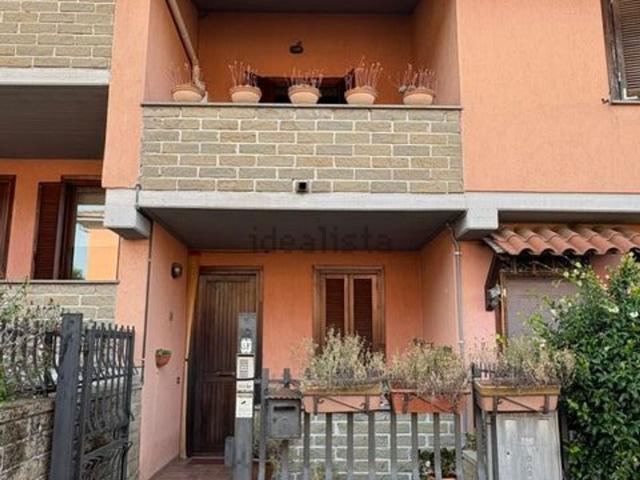 Casa in vendita a Oriolo Romano, Lazio