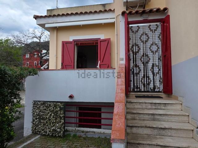Casa in vendita a Fiuzzi, Calabria