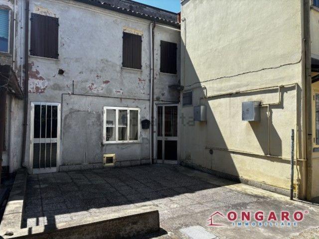 Casa in vendita a Unione Terre e Fiumi, Copparo