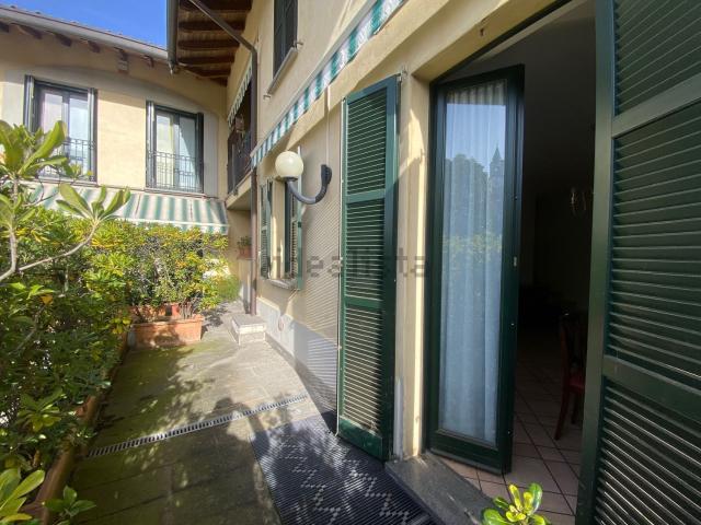 Casa in vendita a Guanzate, Lombardia