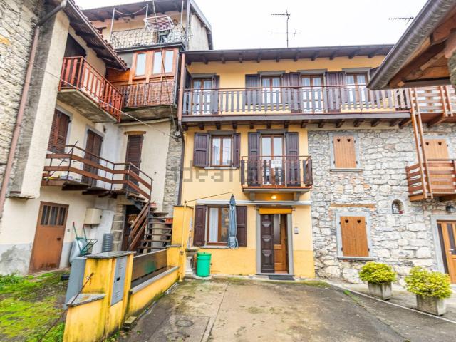 Casa in vendita a Capizzone, Lombardia