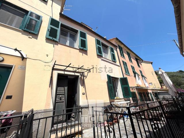 Casa in vendita a Levante, Serra Riccò