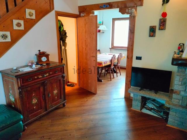 Casa in vendita a Comunità montana della valle Camonica, Corteno Golgi