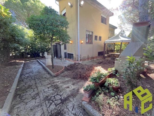 Casa in vendita a Rosignano Marittimo, Toscana