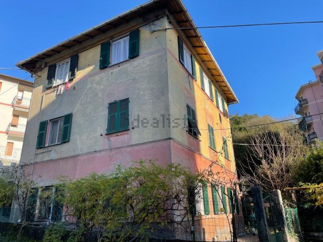 Casa in vendita a Campomorone, Liguria